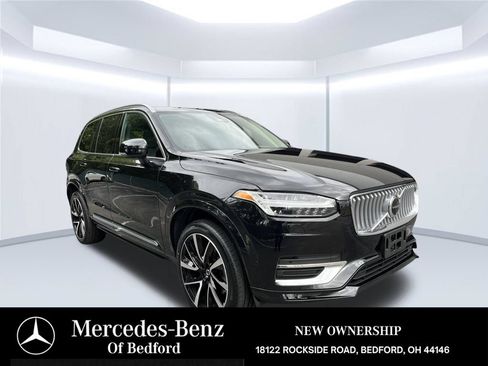 Used 2024 Volvo XC90 B5 Plus AWD/4WD image 7