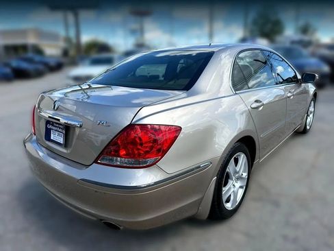 Used 2008 Acura RL 3.5 Sedan 4D image 5