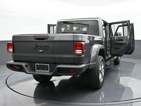 Used 2024 Jeep Gladiator Sport w/ Premium Package image 76