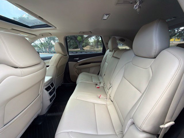 Used 2017 Acura MDX w/ Technology Package FWD image 17