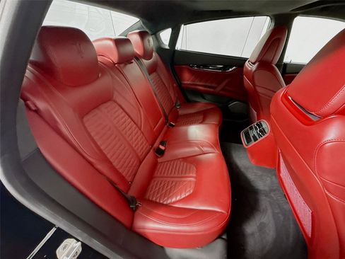 Used 2021 Maserati Quattroporte Trofeo image 20