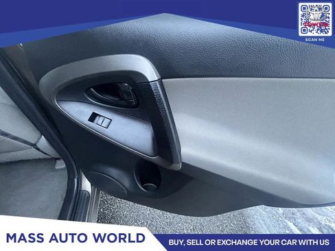 Used 2011 Toyota RAV4 4WD w/ Base L4 Extra Value Pkg image 8