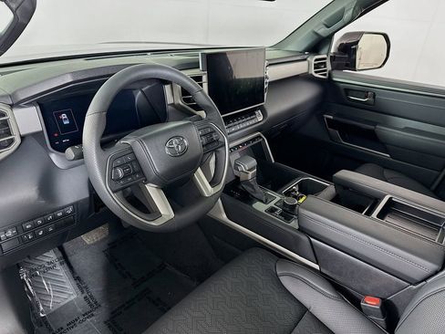Used 2025 Toyota Tundra Limited image 19