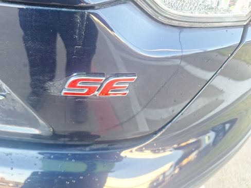 Used 2021 Toyota Corolla SE image 12