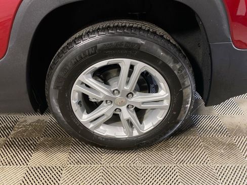 Certified 2023 GMC Terrain SLE FWD image 10