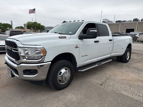 Used 2024 RAM 3500 Big Horn image 2