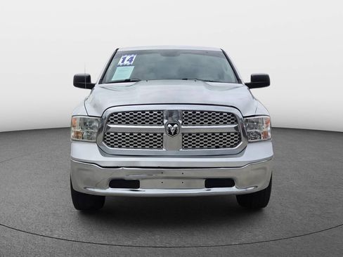 Used 2014 RAM 1500 Classic SLT RWD image 3