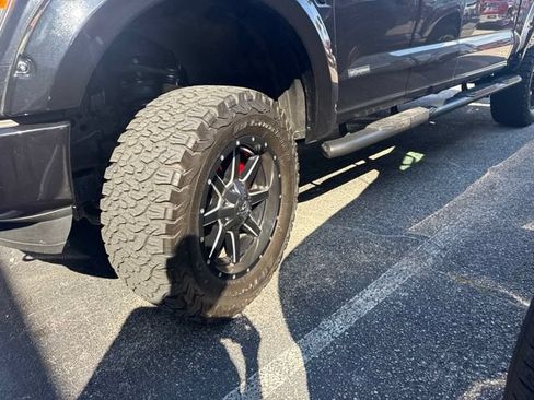 Used 2022 Ford F150 XLT w/ Equipment Group 302A High AWD/4WD image 8