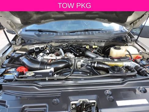 Used 2017 Ford F250 Lariat w/ Chrome Package AWD/4WD image 18