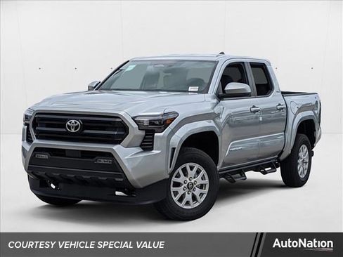 Used 2024 Toyota Tacoma SR5 AWD/4WD image 1