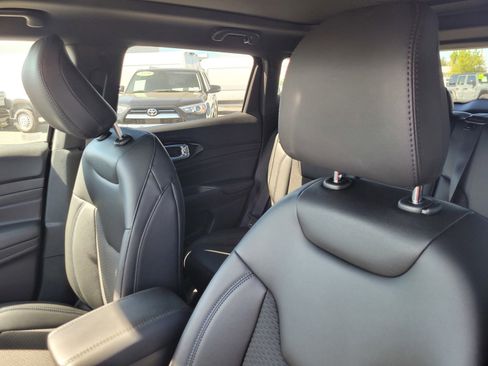 New 2026 Jeep Compass Latitude image 13