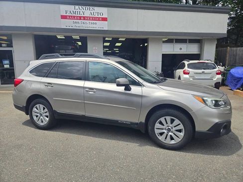Used 2016 Subaru Outback 2.5i Premium AWD/4WD image 29