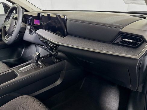 New 2026 Nissan Kicks SV w/ Cold Weather Package image 27