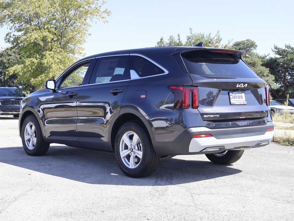 New 2026 Kia Sorento LX FWD image 4