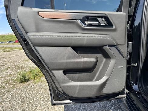 New 2026 GMC Yukon Denali image 23