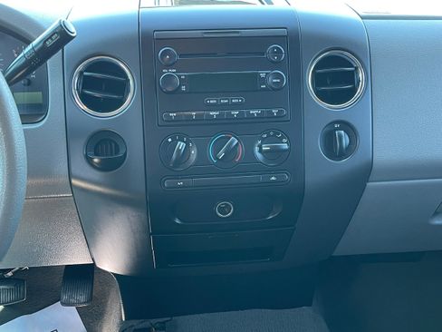 Used 2005 Ford F150 XLT image 18