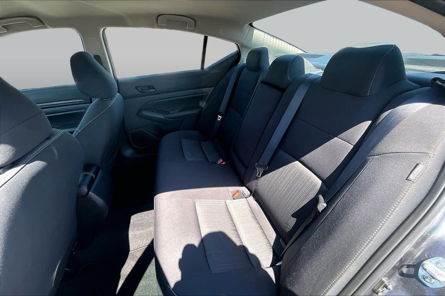 Used 2025 Nissan Altima 2.5 SV FWD image 21