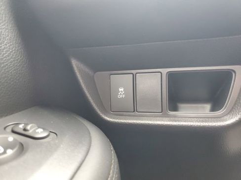 New 2026 Honda HR-V LX image 28