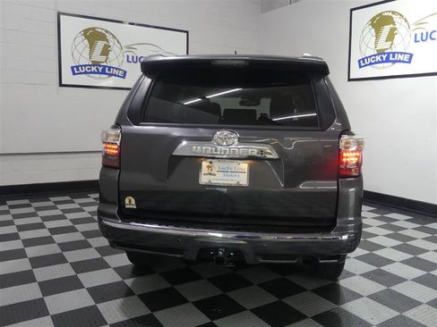 Used 2020 Toyota 4Runner Limited AWD/4WD image 8