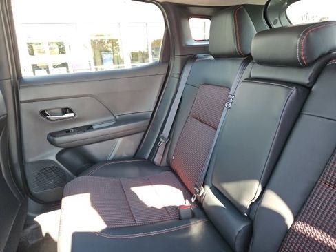 New 2026 Nissan Kicks SR w/ Cold Weather Package image 17