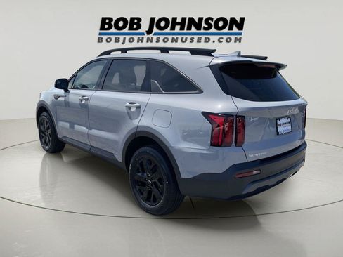 Used 2023 Kia Sorento S AWD/4WD image 5