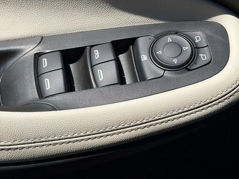 Used 2024 Buick Encore GX Preferred FWD image 15