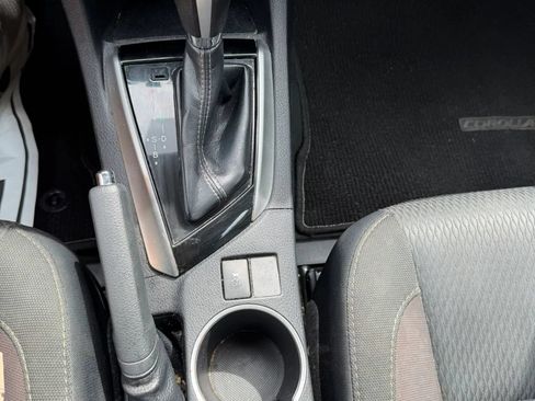 Used 2018 Toyota Corolla LE w/ Body Protection Package FWD image 16