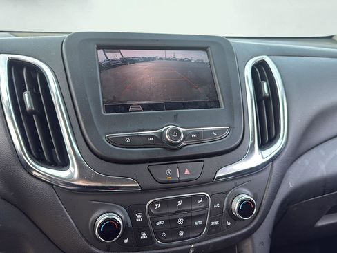 Used 2024 Chevrolet Equinox LT AWD/4WD image 15