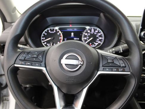Used 2024 Nissan Sentra SV FWD image 18