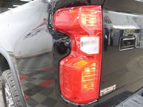 Used 2022 Chevrolet Silverado 2500 LT w/ All Star Edition AWD/4WD image 9