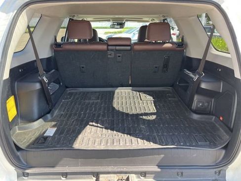 Used 2021 Toyota 4Runner Limited AWD/4WD image 10
