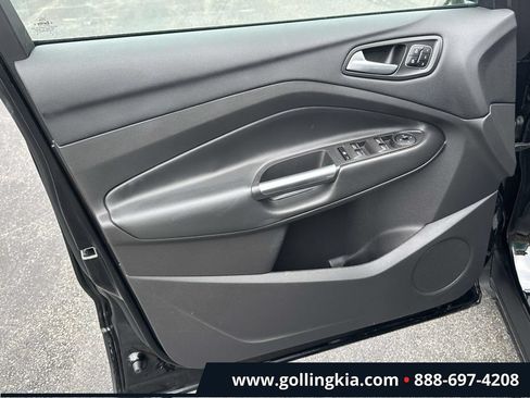 Used 2018 Ford Escape Titanium w/ Ford Safe & Smart Package AWD/4WD image 15