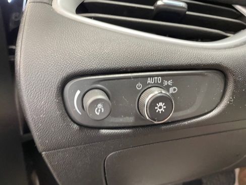 Used 2023 Chevrolet Malibu LT w/ Driver Confidence Package image 28