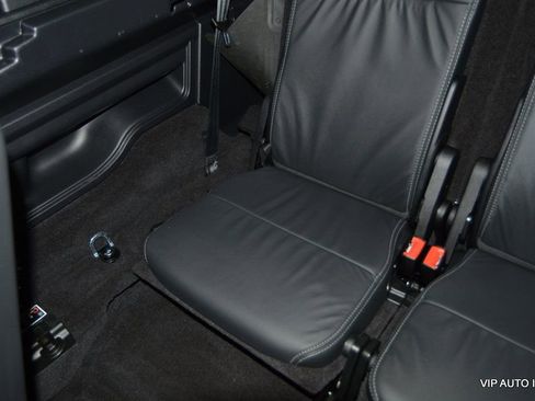 Used 2016 Land Rover LR4 HSE LUX image 31