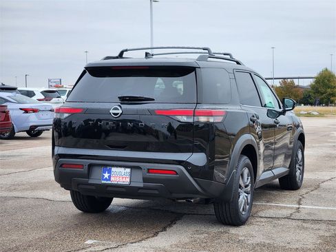 New 2025 Nissan Pathfinder SV w/ Black Appearance Package image 3