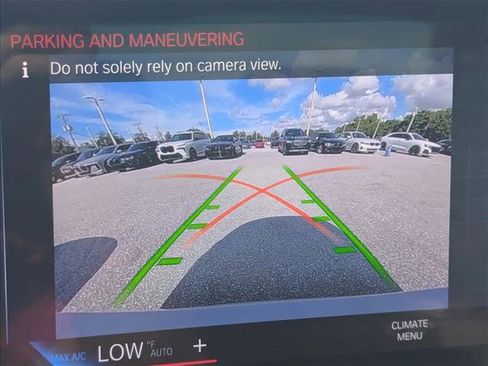 Used 2023 BMW 330i Sedan w/ Driving Assistance Package image 7