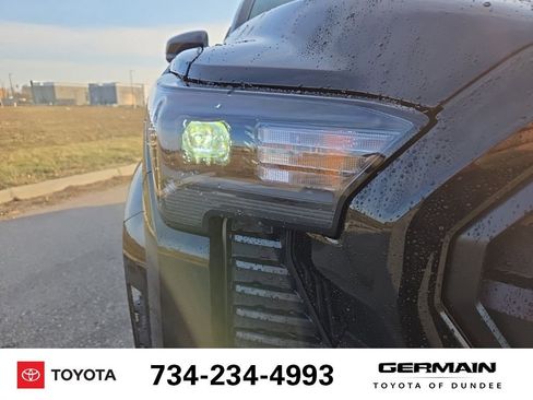 New 2026 Toyota Tacoma SR5 image 15