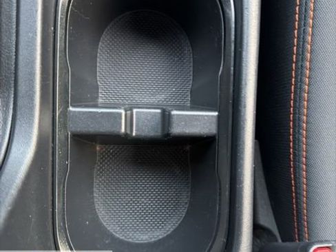 Certified 2022 Subaru Crosstrek 2.0i Premium image 38