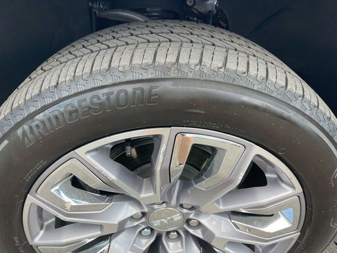 Used 2024 GMC Sierra 1500 Denali w/ Denali Reserve Package AWD/4WD image 40