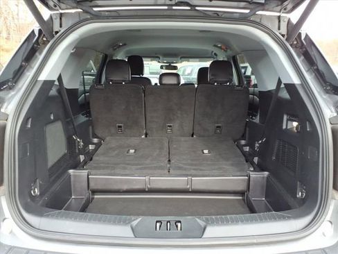 Certified 2022 Ford Explorer Limited w/ Equipment Group 301A image 11