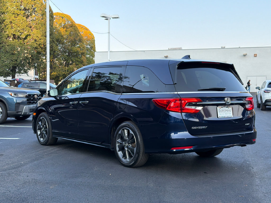 Used 2024 Honda Odyssey Elite image 5