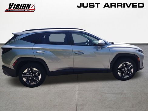 Used 2025 Hyundai Tucson SEL AWD/4WD image 6