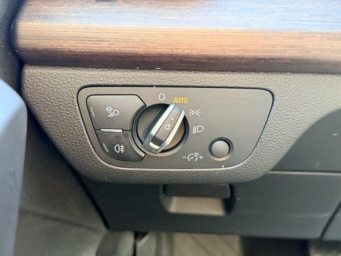 Certified 2023 Audi Q5 2.0T Premium w/ Convenience Package image 38