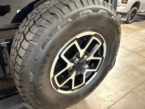 Used 2022 Jeep Wrangler Unlimited Sport w/ Cold Weather Group AWD/4WD image 25