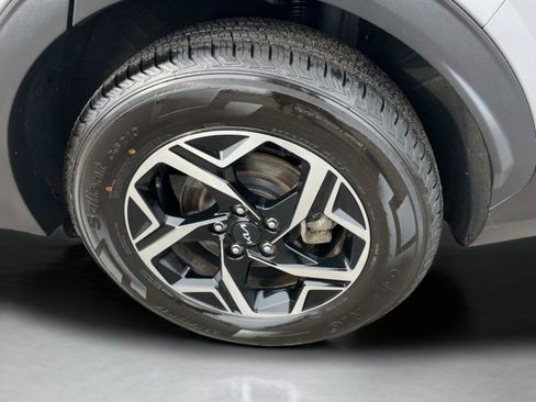 Certified 2024 Kia Sportage LX image 35
