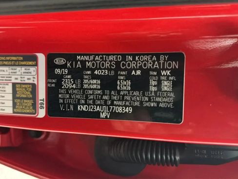 Used 2020 Kia Soul S FWD image 25