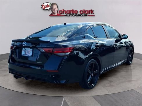 Used 2023 Nissan Sentra SR w/ Midnight Edition Package image 5