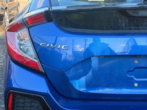 Used 2018 Honda Civic EX image 16