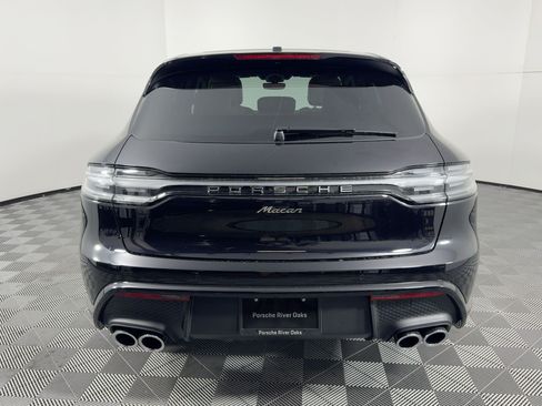 Certified 2026 Porsche Macan AWD/4WD image 10