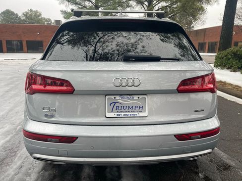 Used 2019 Audi Q5 2.0T Premium Plus w/ Premium Plus Package image 4